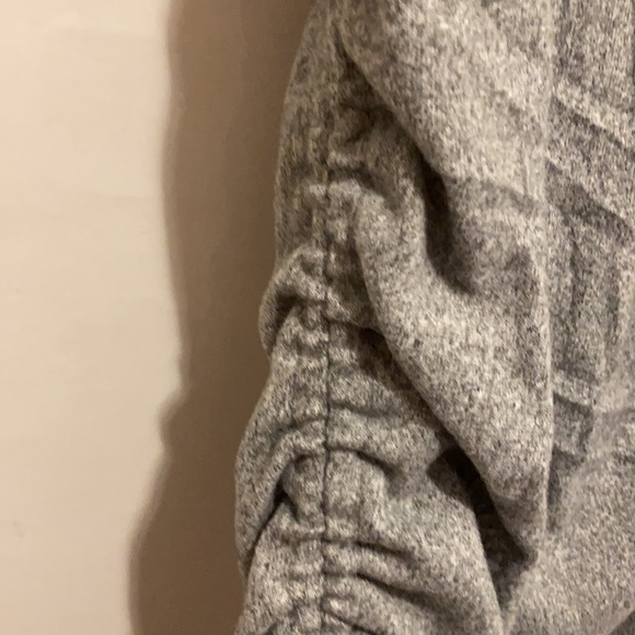 Discreet Grey Large slinky dress. Size Large - Picture 8 of 10